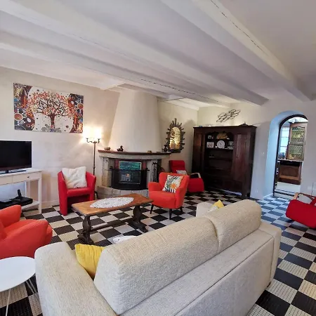 بيت للعطل La Congriere By Interhome